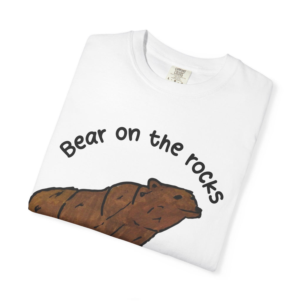 Bear on the rocks unisex tee shirt